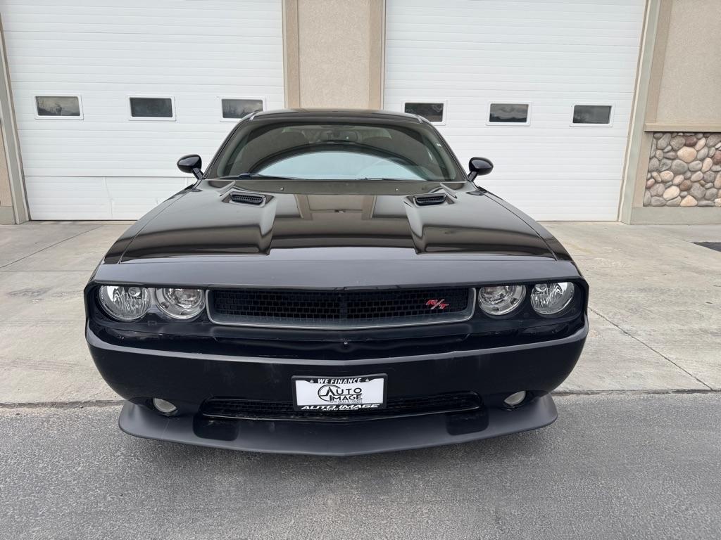 Dodge Challenger  2012