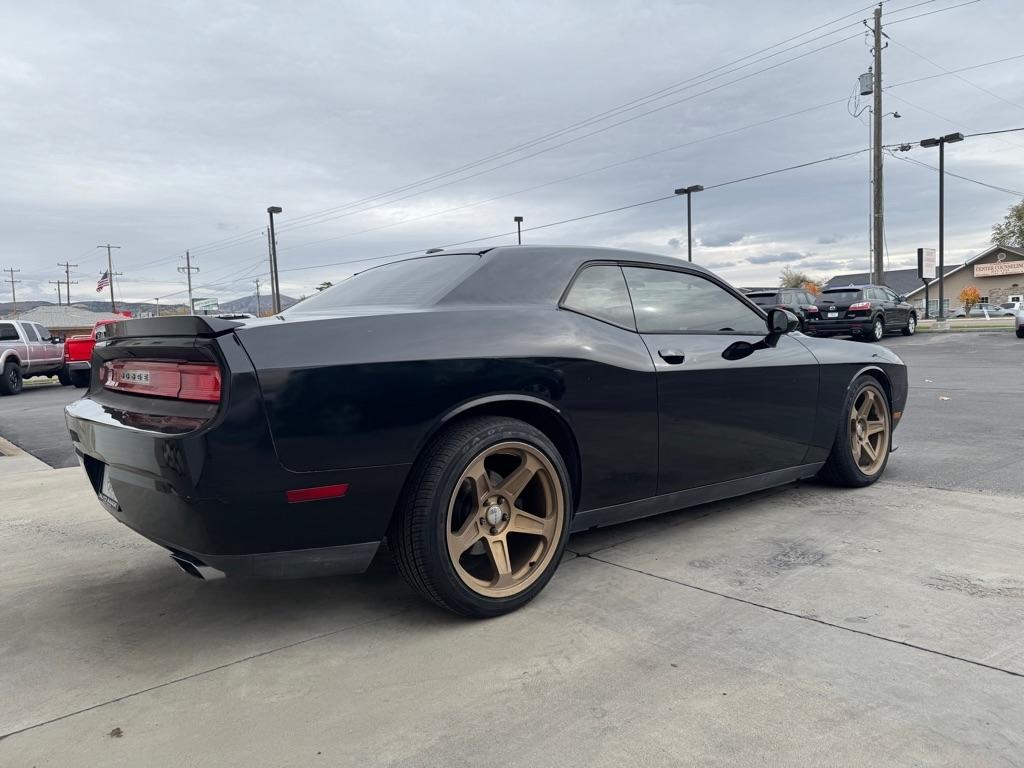 Dodge Challenger  2012