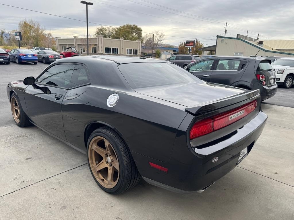 Dodge Challenger  2012