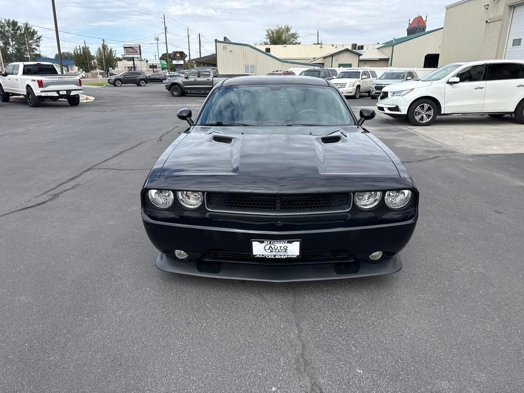 Dodge Challenger  2012