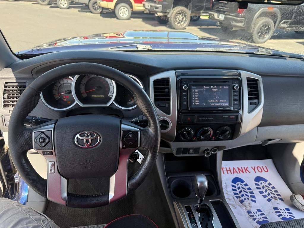 Toyota Tacoma  2015