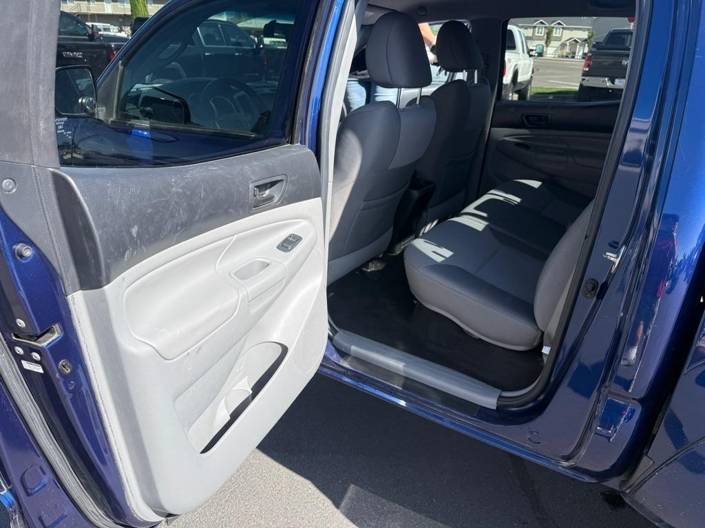 Toyota Tacoma  2015
