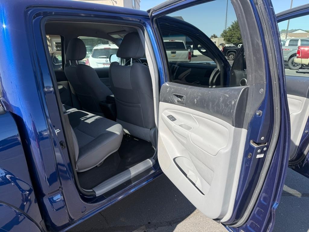 Toyota Tacoma  2015