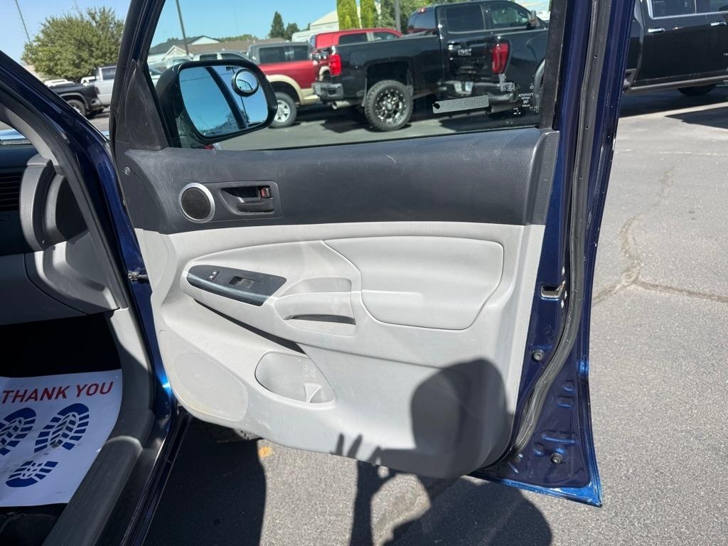 Toyota Tacoma  2015