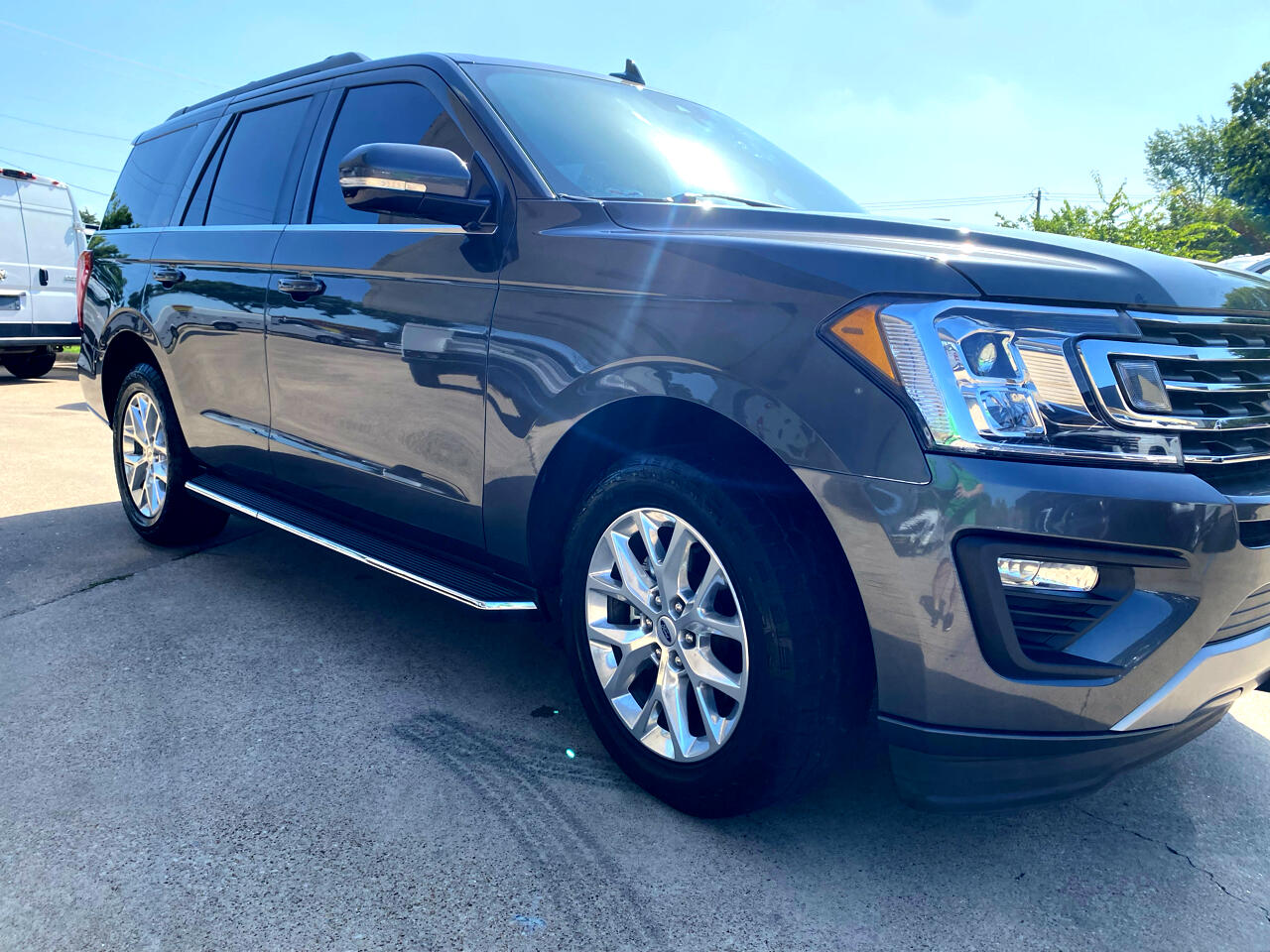 2021 Ford Expedition XLT photo 15
