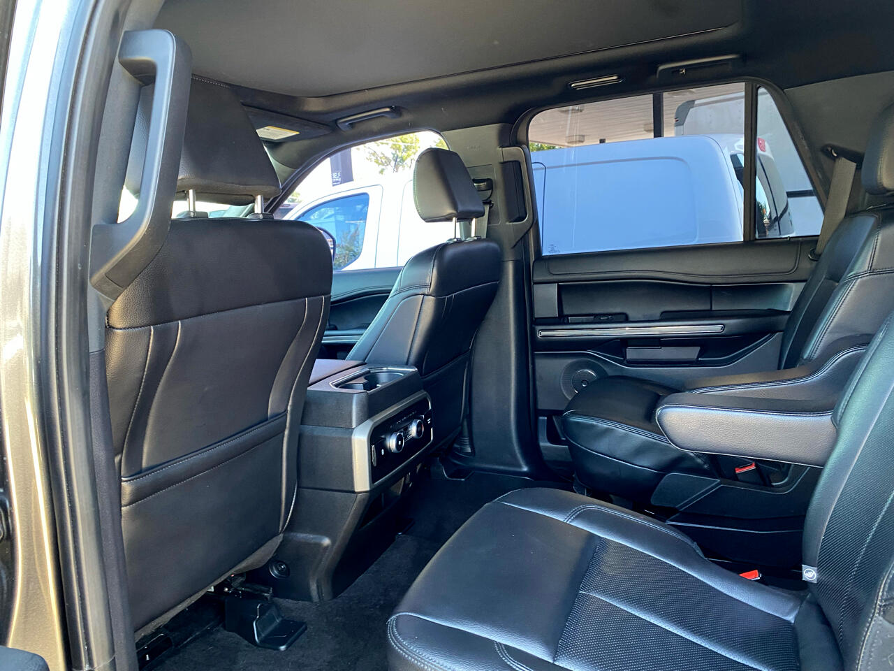 2021 Ford Expedition XLT photo 28