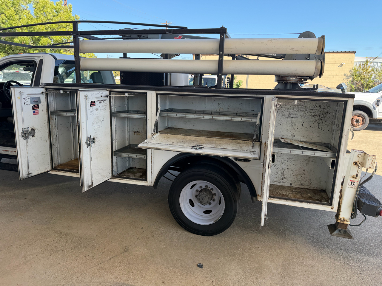 Ford F-550 Regular Cab DRW 2WD 2017 Ford F-550 Regular Cab DRW 2WD 2017