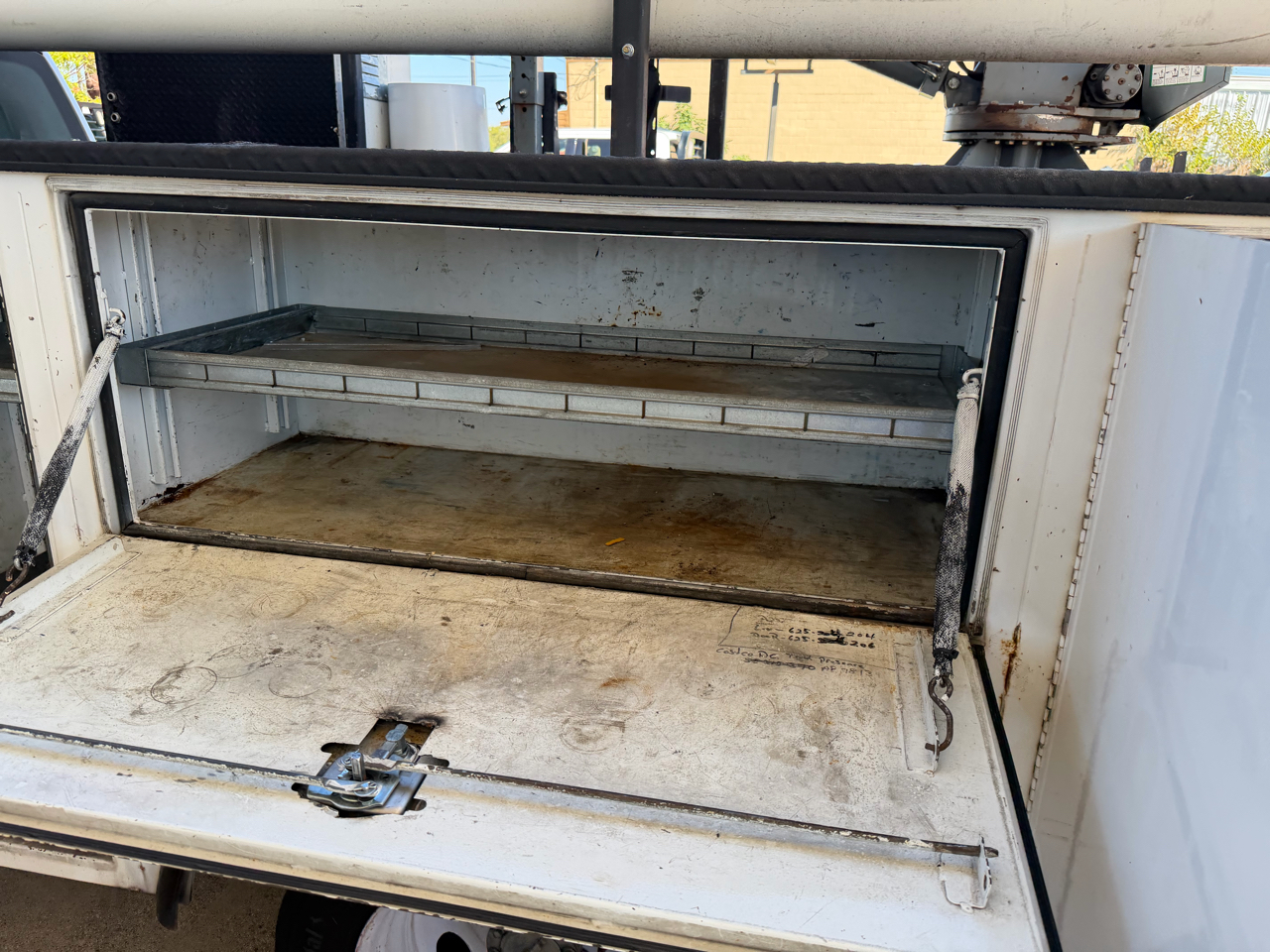 Ford F-550 Regular Cab DRW 2WD 2017 Ford F-550 Regular Cab DRW 2WD 2017