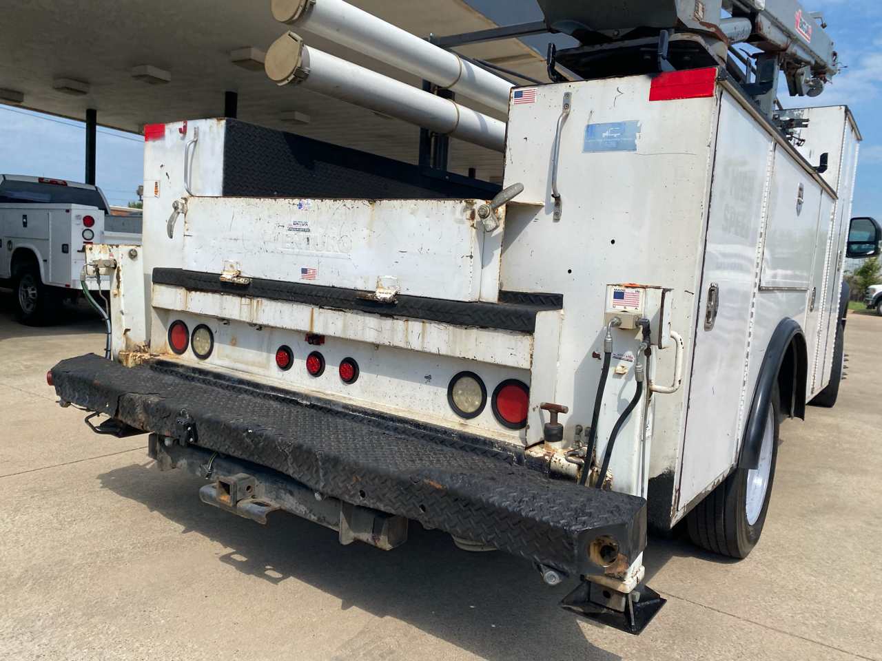 Ford F-550 Regular Cab DRW 2WD 2017