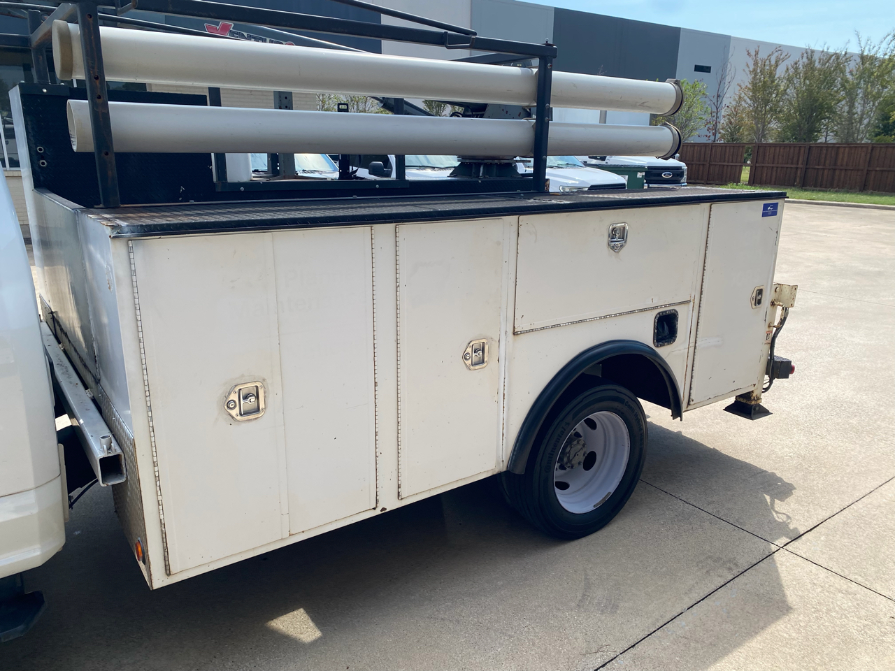 Ford F-550 Regular Cab DRW 2WD 2017