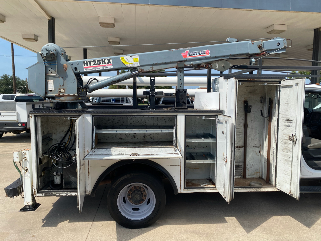 Ford F-550 Regular Cab DRW 2WD 2017