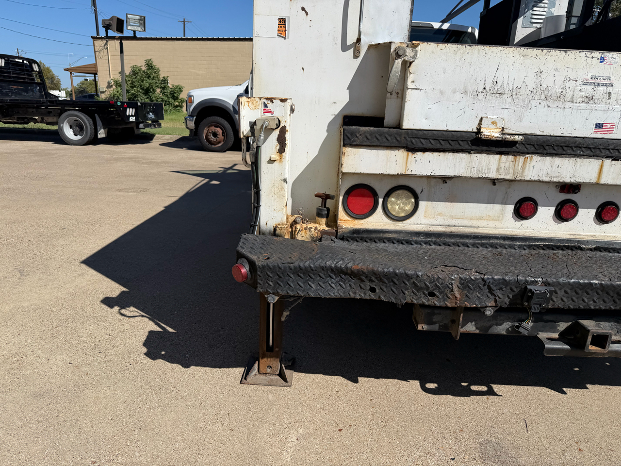 Ford F-550 Regular Cab DRW 2WD 2017