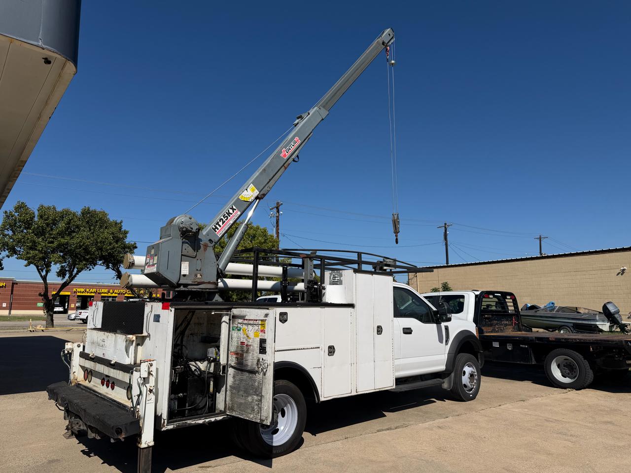 Ford F-550 Regular Cab DRW 2WD 2017