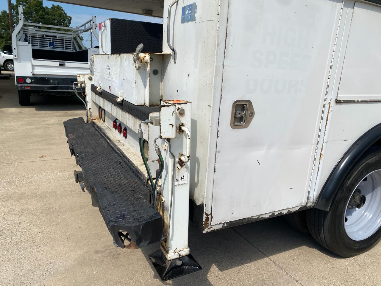 Ford F-550 Regular Cab DRW 2WD 2017