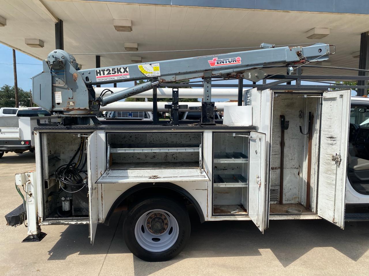 Ford F-550 Regular Cab DRW 2WD 2017