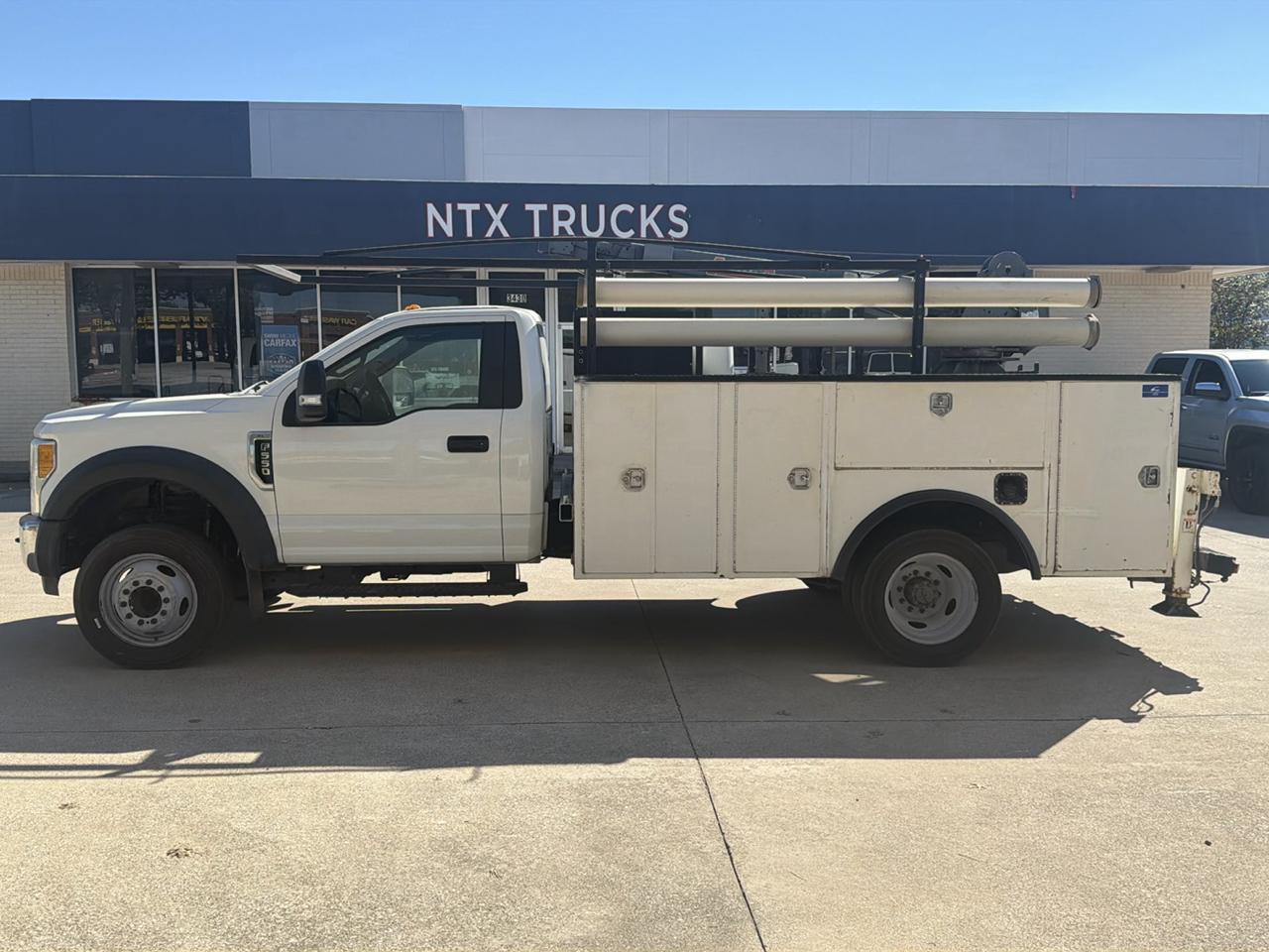 Ford F-550 Regular Cab DRW 2WD 2017