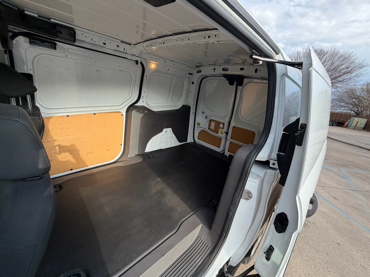 Ford Transit Connect Cargo Van XL LWB 2020