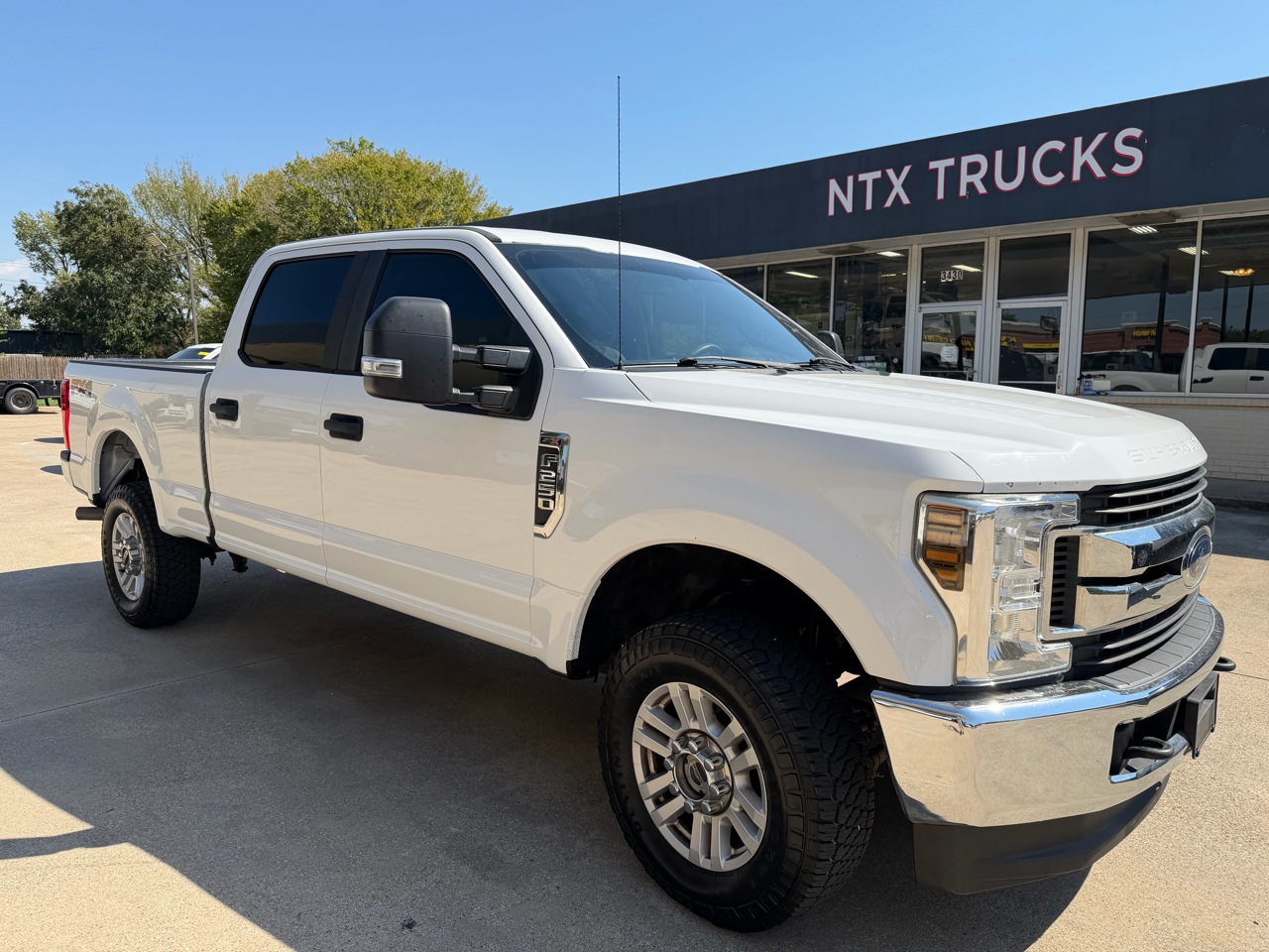 2019 Ford F-250 XL photo 3