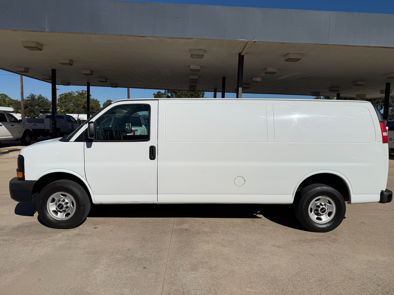 GMC Savana G2500 Extended Cargo 2016