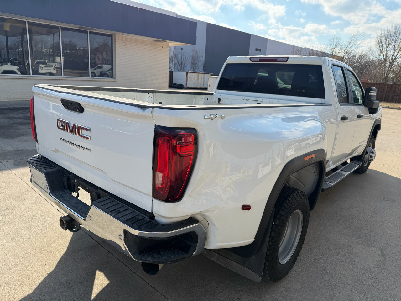 GMC Sierra 3500HD Pro Double Cab 4WD 2022