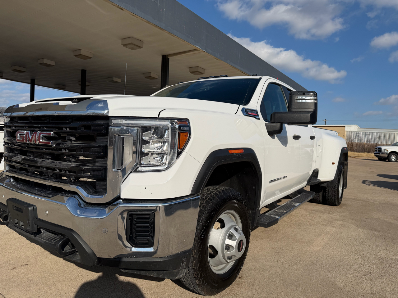 GMC Sierra 3500HD Pro Double Cab 4WD 2022