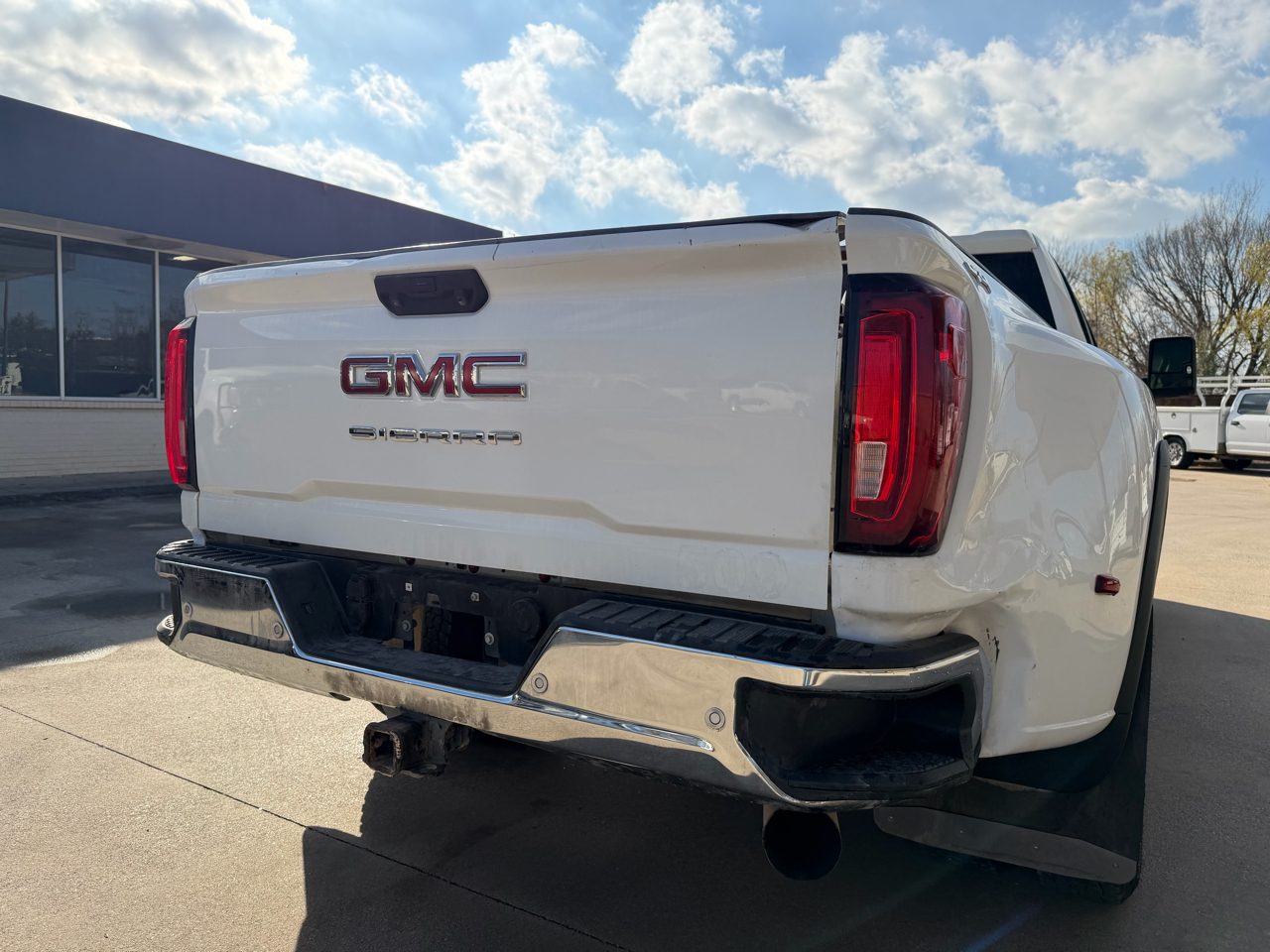 GMC Sierra 3500HD Pro Double Cab 4WD 2022