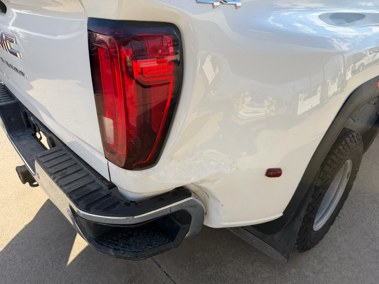 GMC Sierra 3500HD Pro Double Cab 4WD 2022