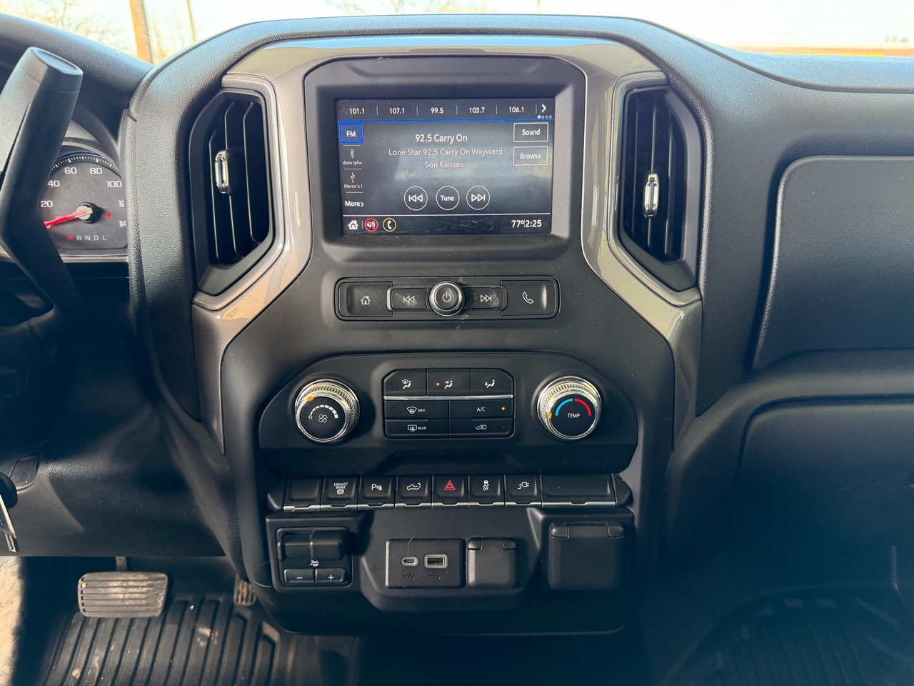 GMC Sierra 3500HD Pro Double Cab 4WD 2022