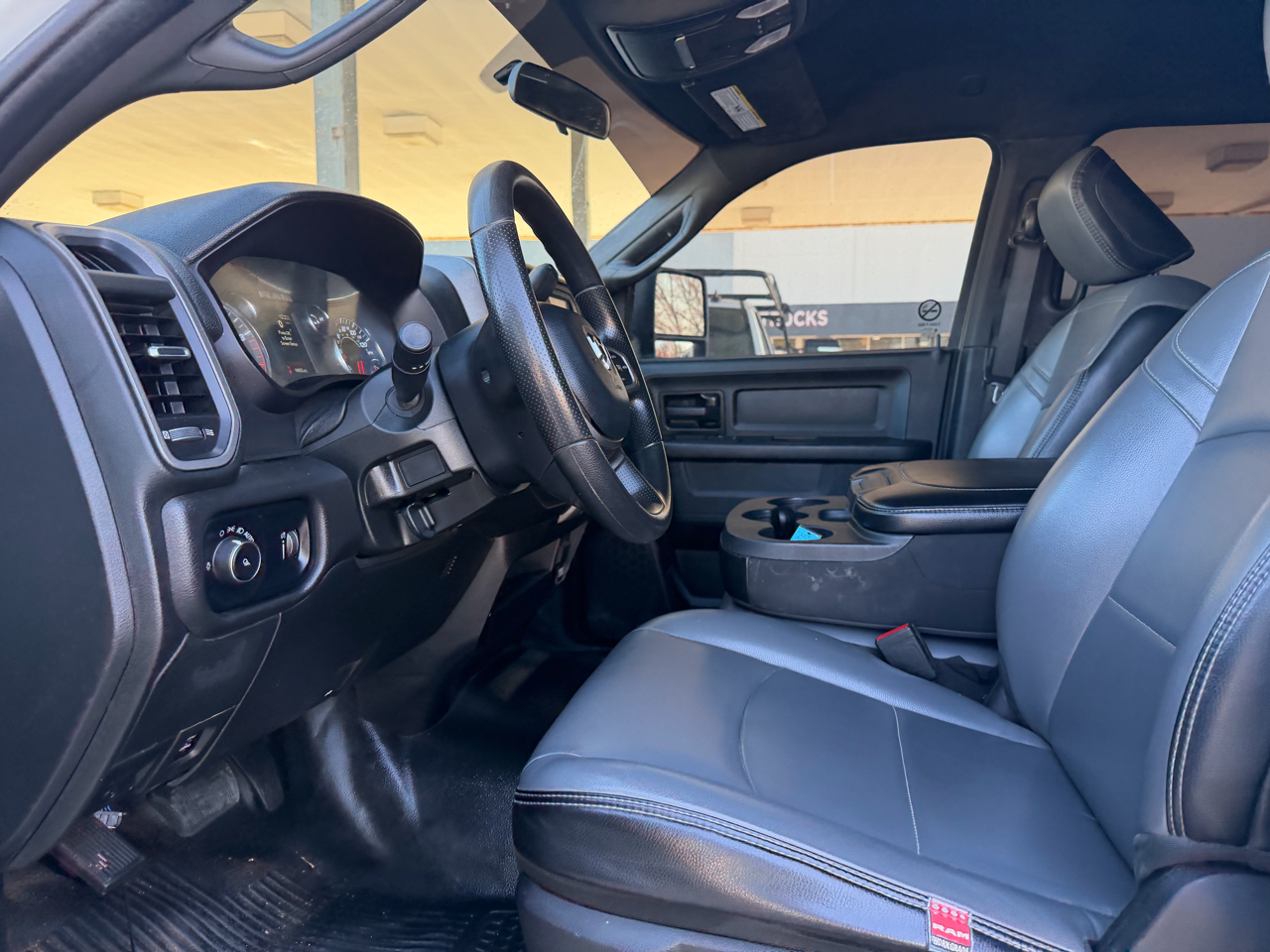 RAM 2500 Tradesman Crew Cab LWB 4WD 2024