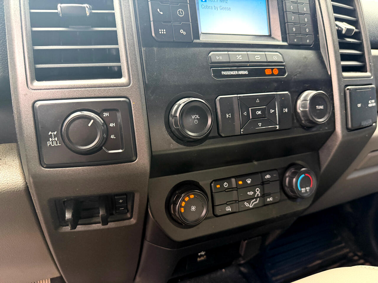 Ford F-250 SD XL Crew Cab LWB 4WD 2020