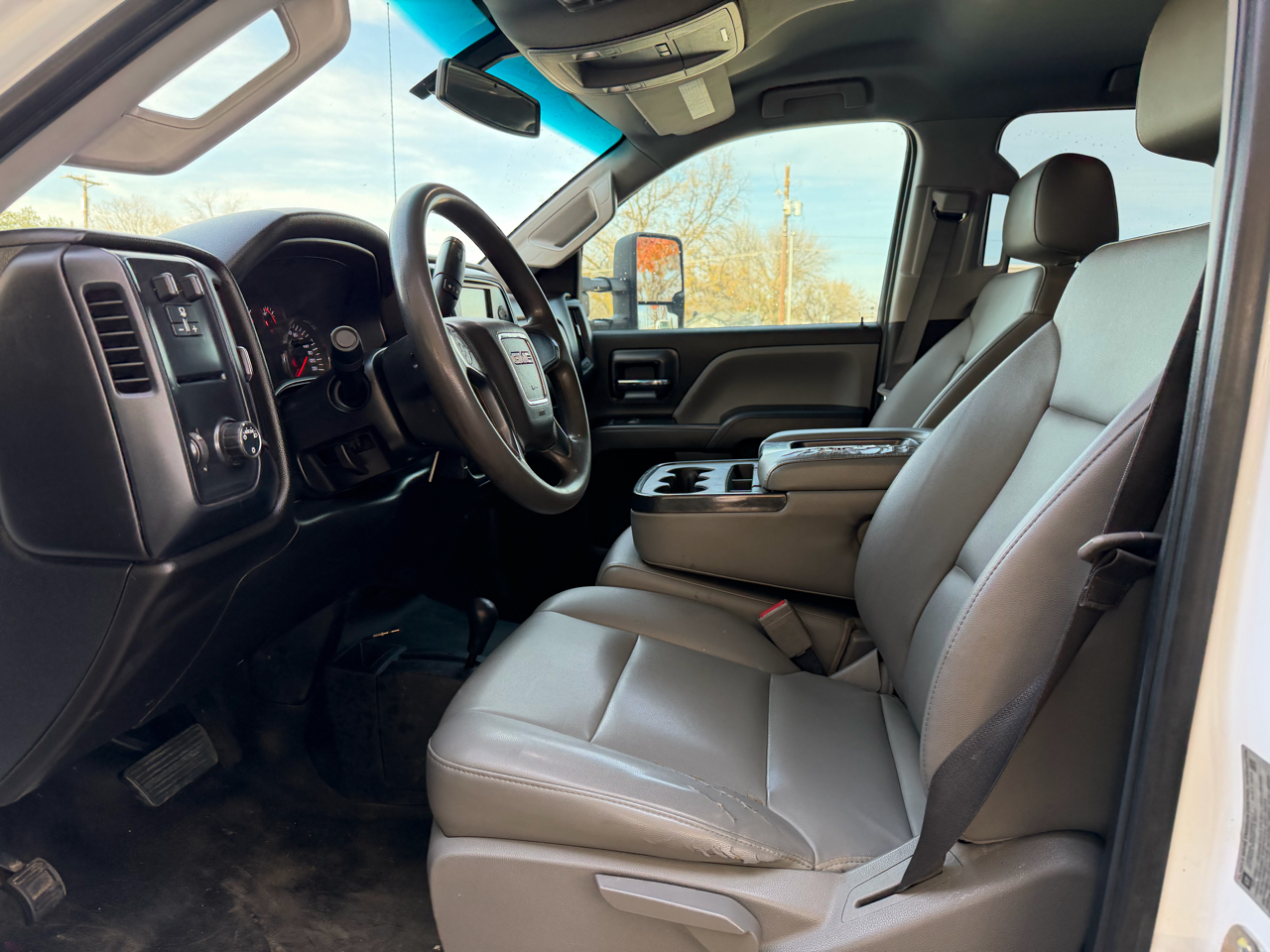 GMC Sierra 3500HD Base Crew Cab 4WD 2019