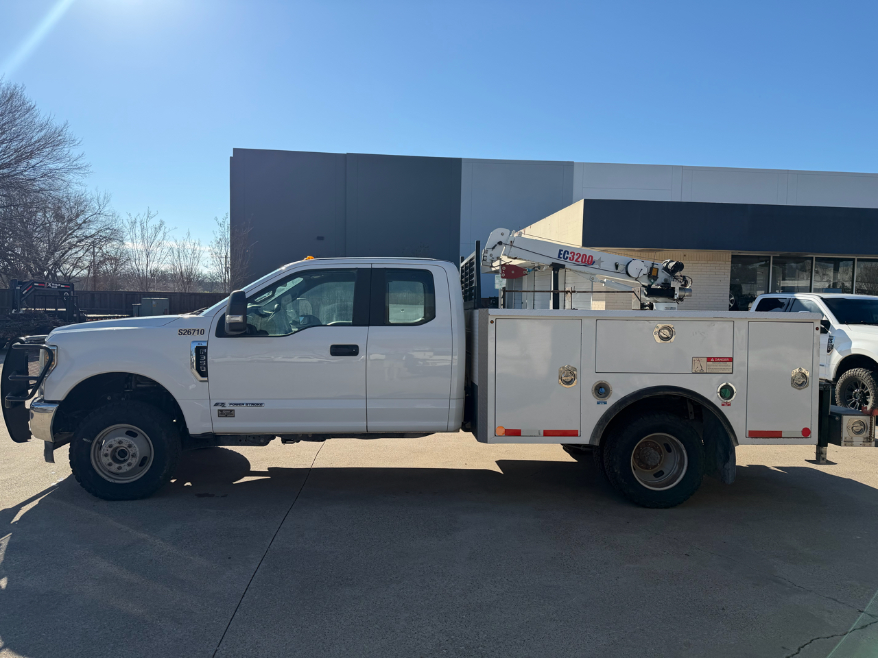 Ford F-350 SD XL SuperCab Long Bed DRW 4WD 2018