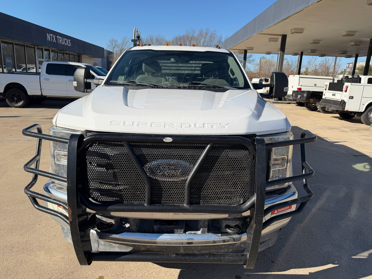 Ford F-350 SD XL SuperCab Long Bed DRW 4WD 2018