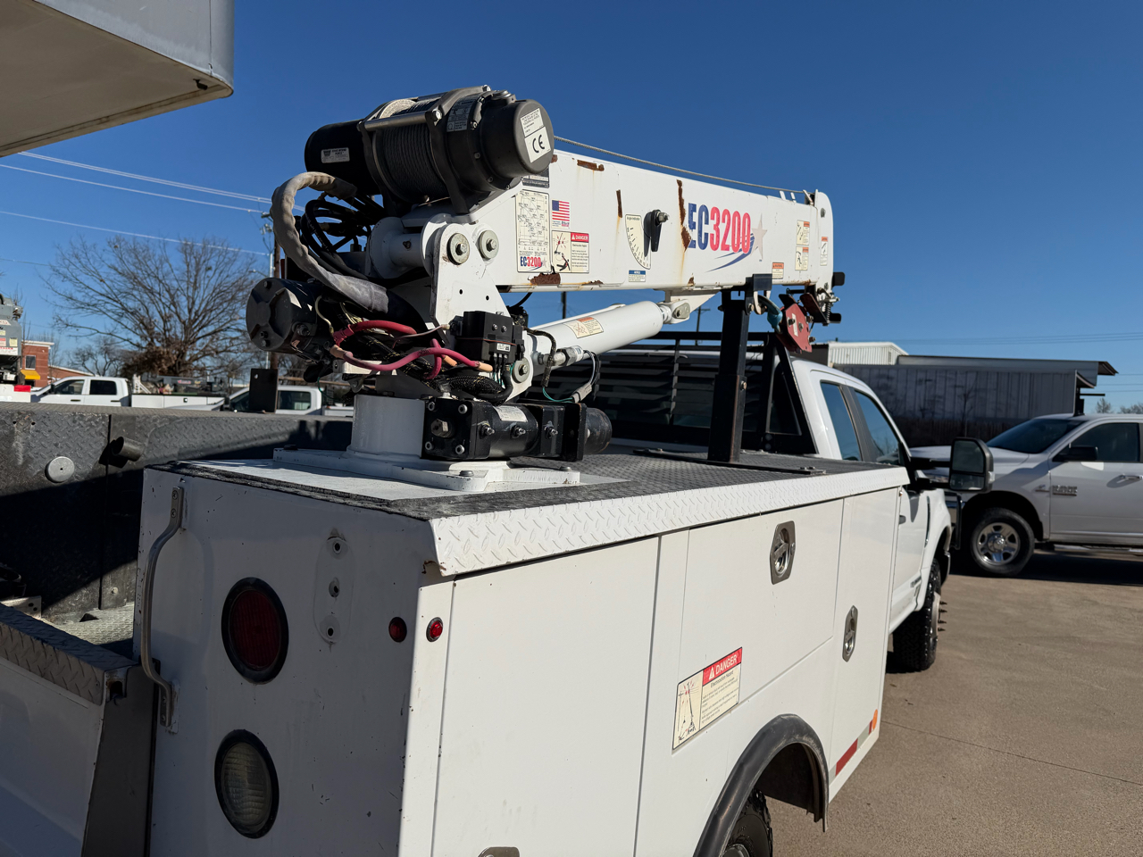 Ford F-350 SD XL SuperCab Long Bed DRW 4WD 2018