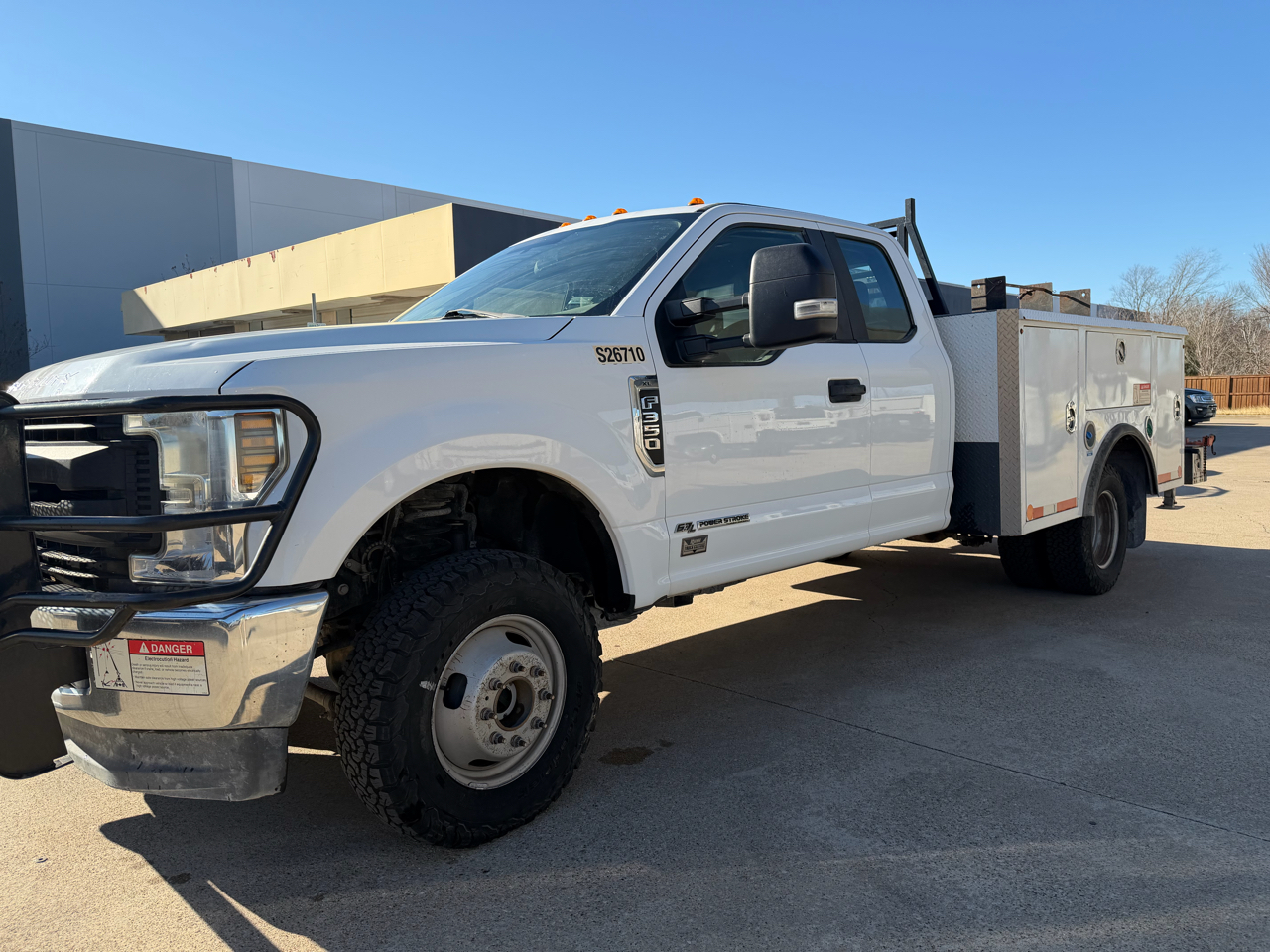 Ford F-350 SD XL SuperCab Long Bed DRW 4WD 2018