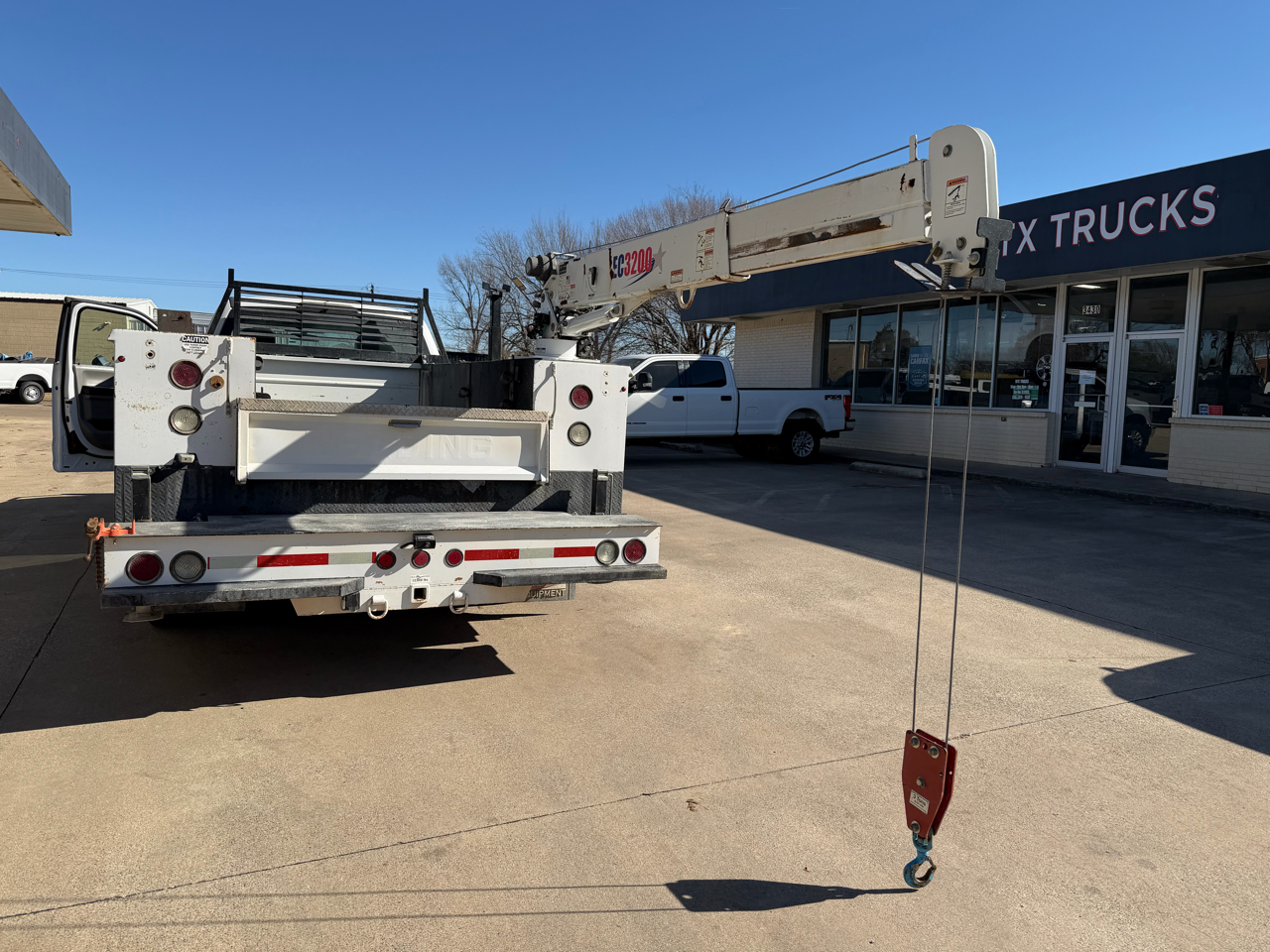 Ford F-350 SD XL SuperCab Long Bed DRW 4WD 2018