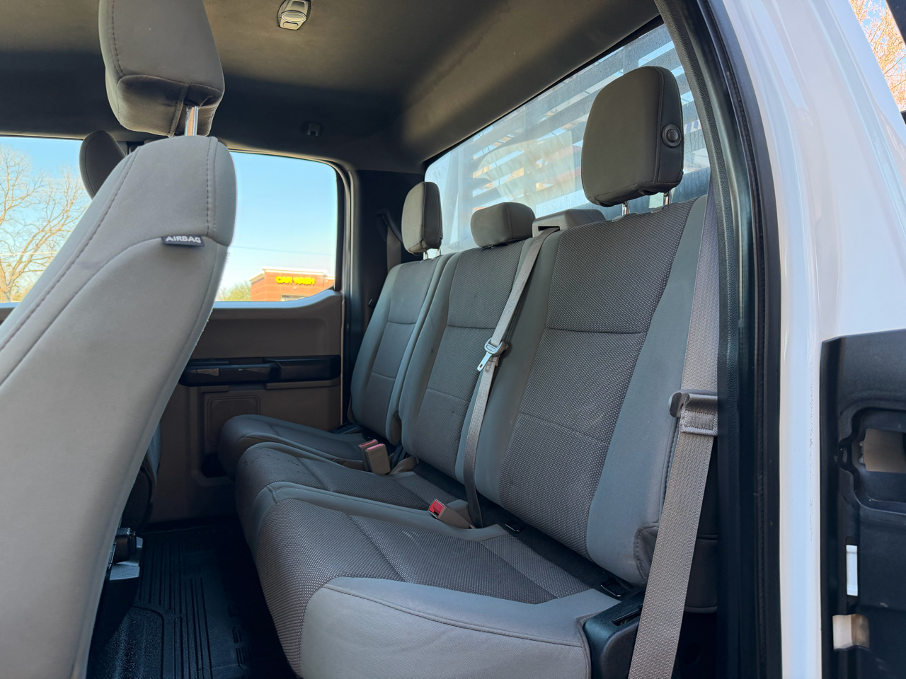 Ford F-350 SD XL SuperCab Long Bed DRW 4WD 2018