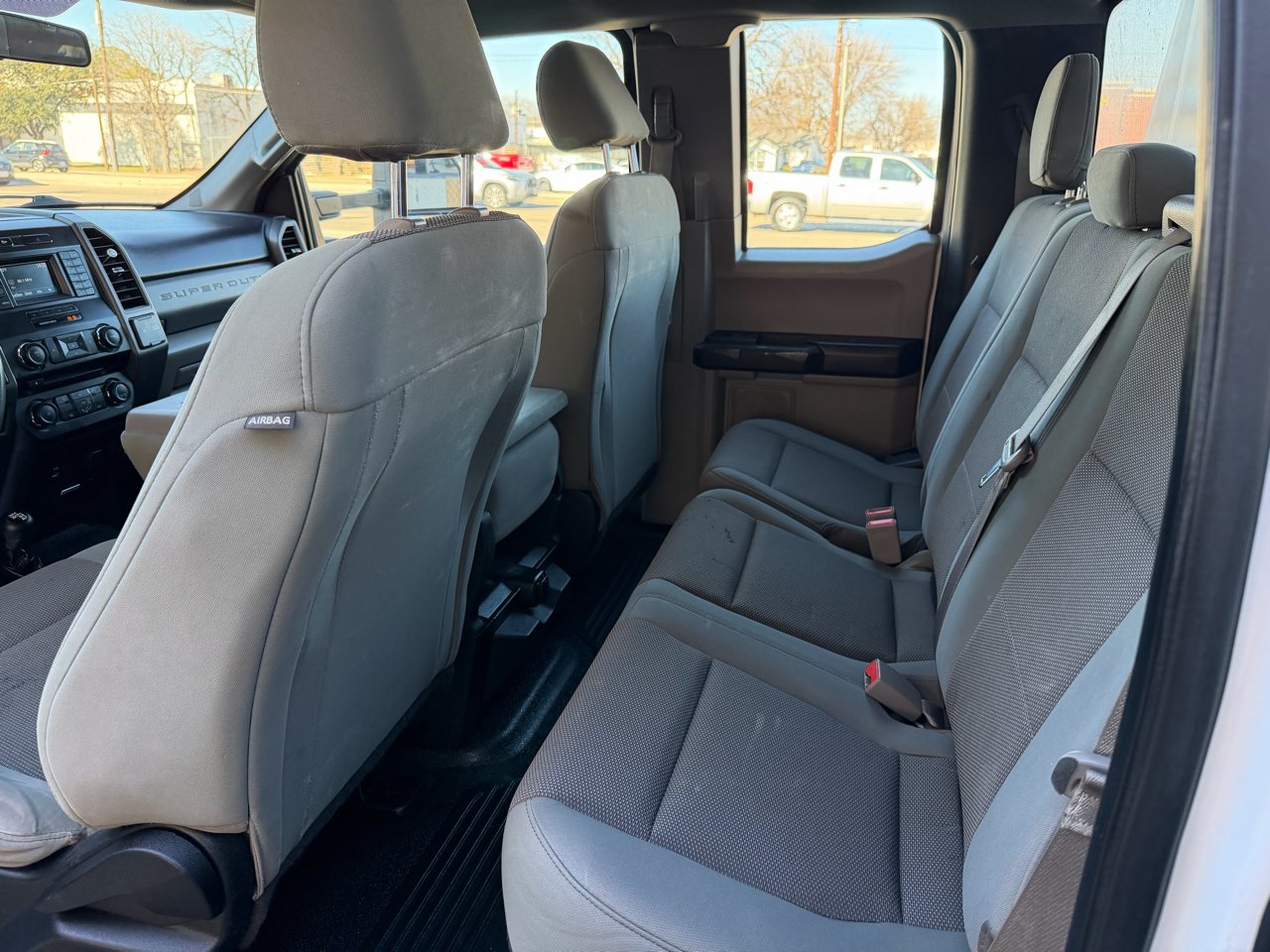 Ford F-350 SD XL SuperCab Long Bed DRW 4WD 2018