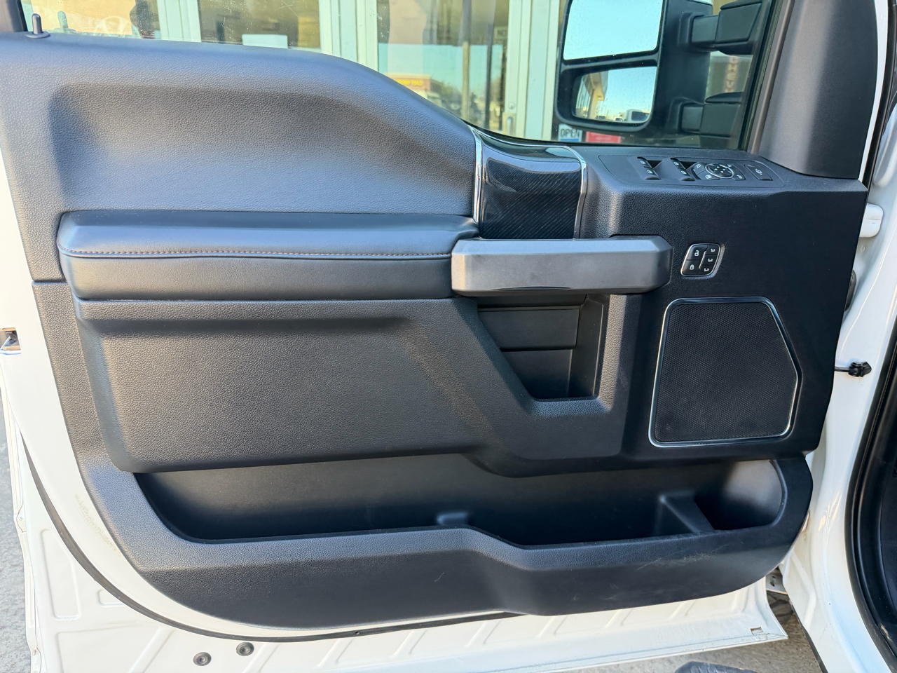 Ford F-250 SD Platinum Crew Cab 4WD 2020