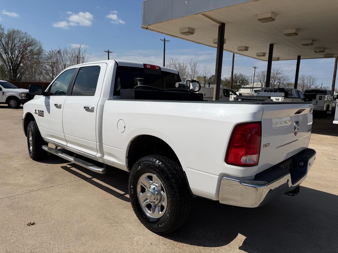 RAM 2500 SLT Crew Cab SWB 4WD 2017