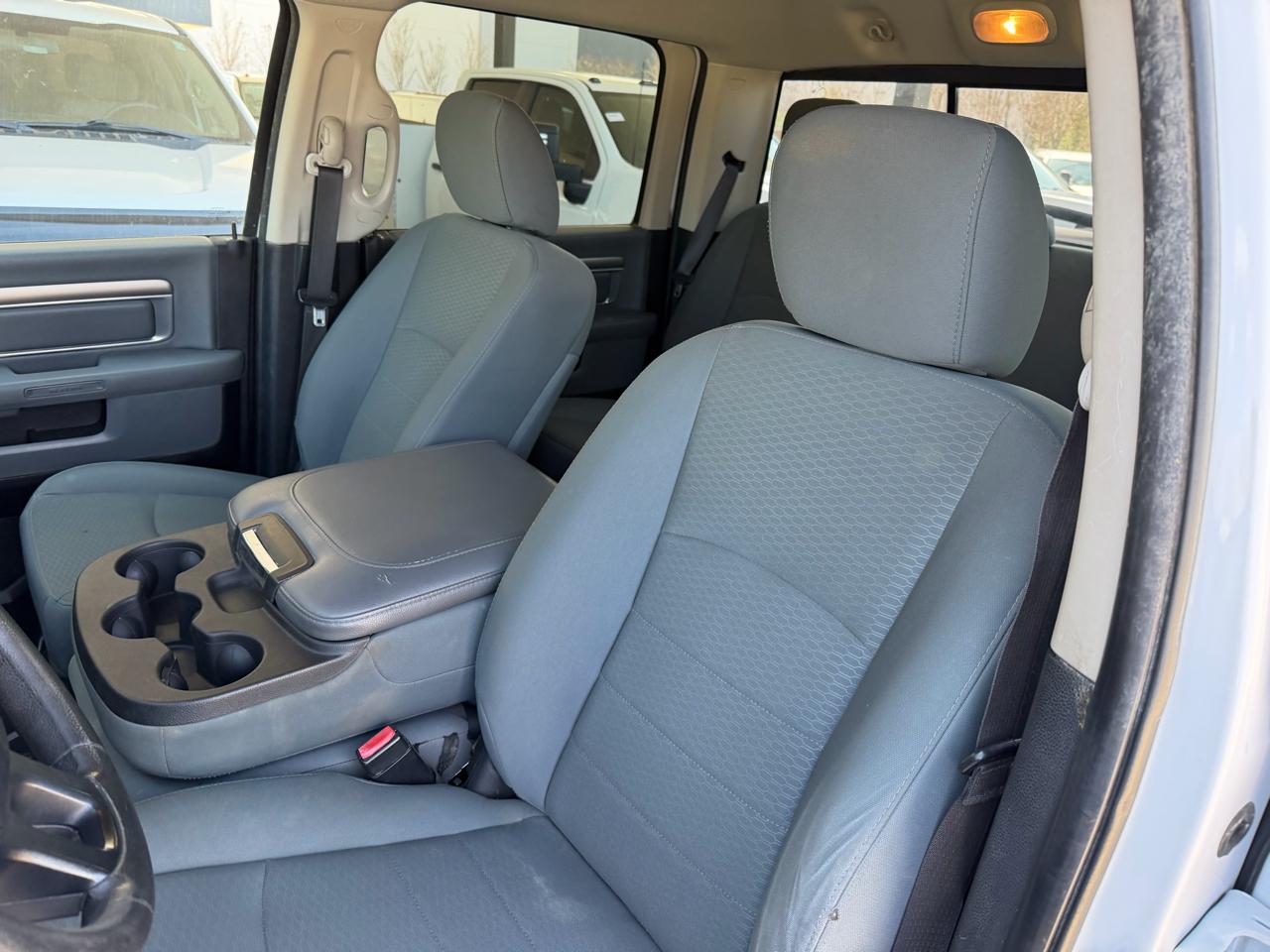 RAM 2500 SLT Crew Cab SWB 4WD 2017