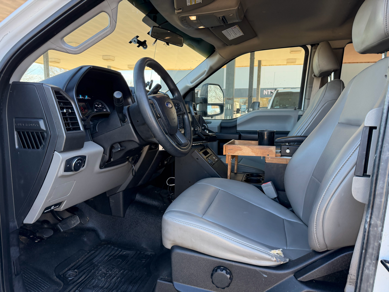 Ford F-250 SD XL SuperCab 2WD 2019
