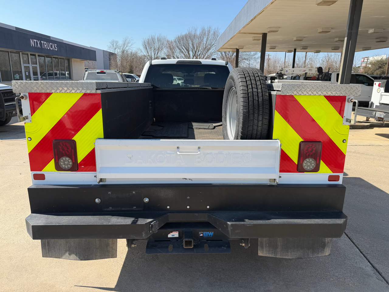 Ford F-350 SD XL Crew Cab Long Bed DRW 2WD 2021