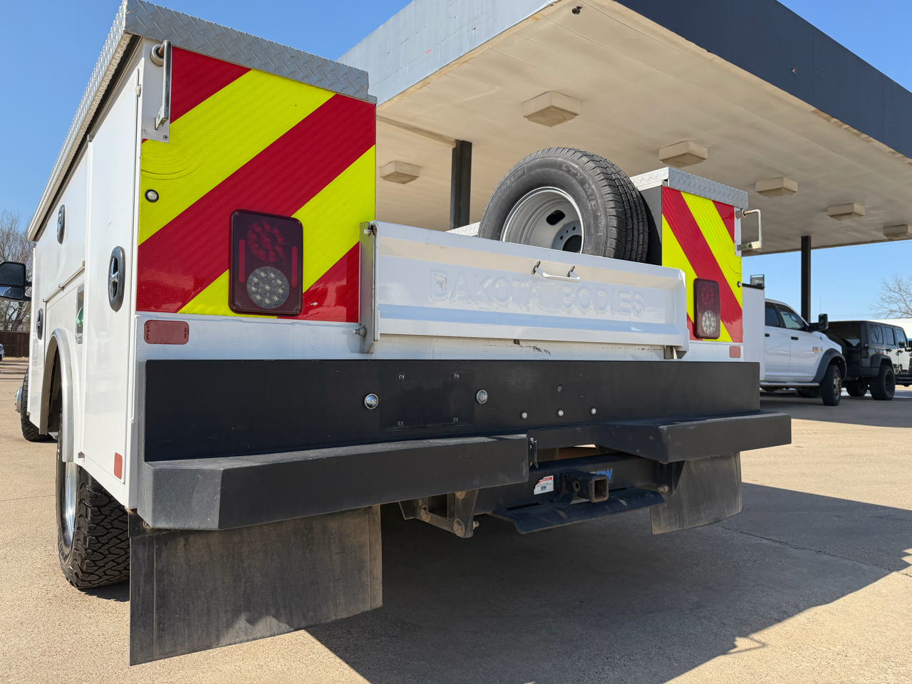 Ford F-350 SD XL Crew Cab Long Bed DRW 2WD 2021