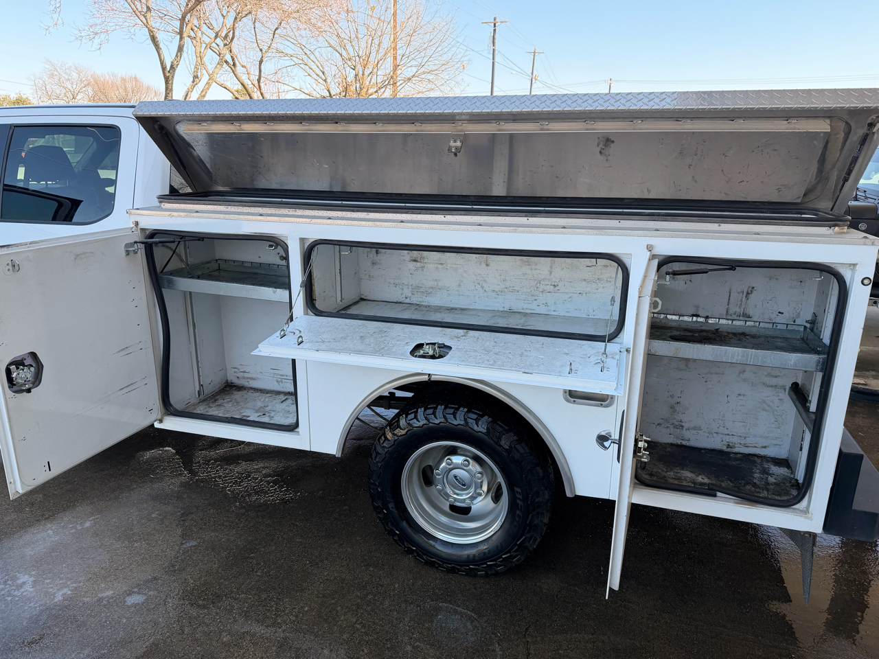 Ford F-350 SD XL Crew Cab Long Bed DRW 2WD 2021