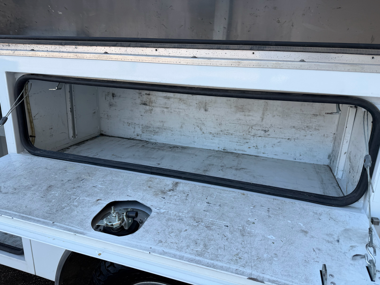 Ford F-350 SD XL Crew Cab Long Bed DRW 2WD 2021