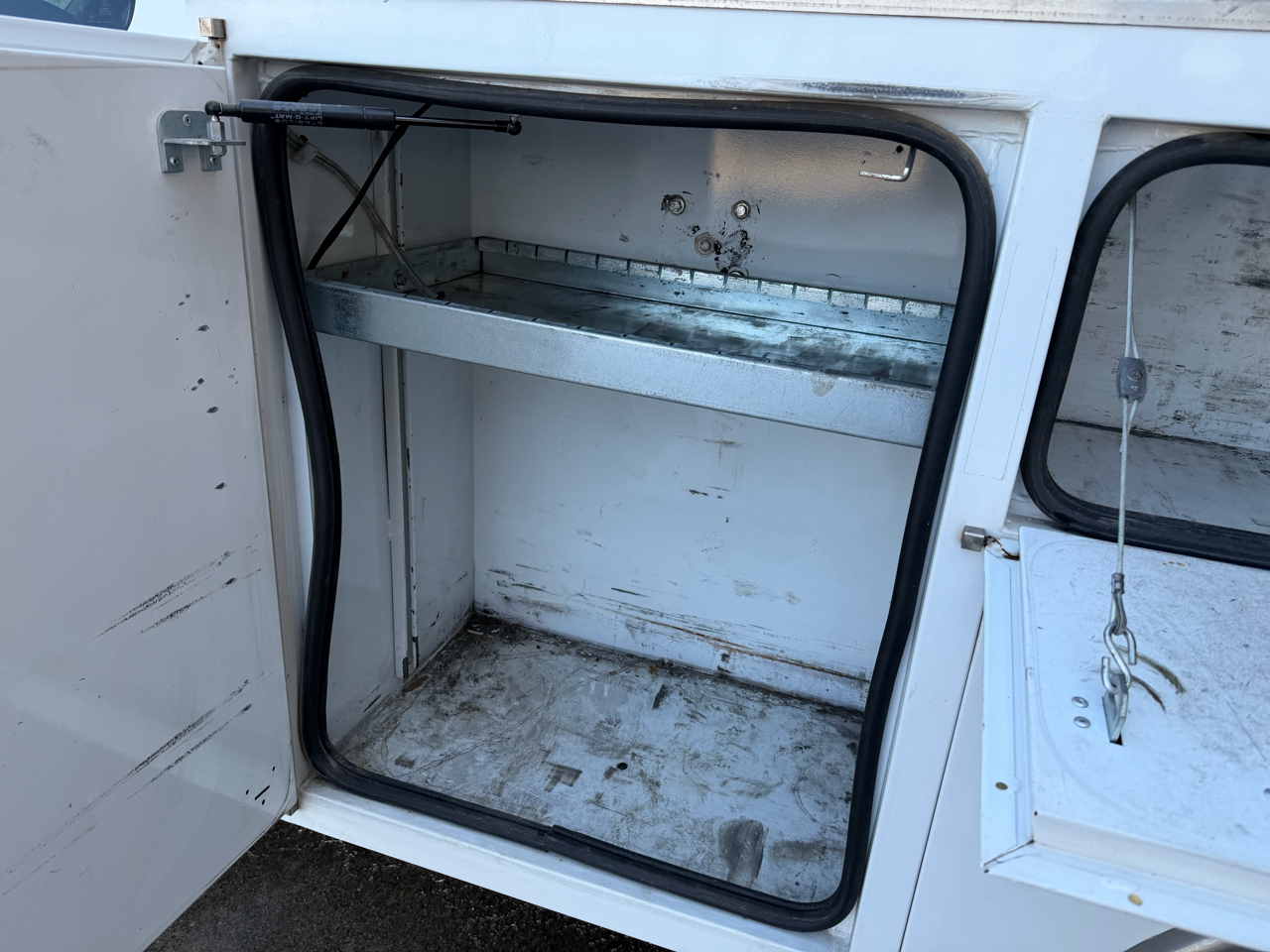 Ford F-350 SD XL Crew Cab Long Bed DRW 2WD 2021