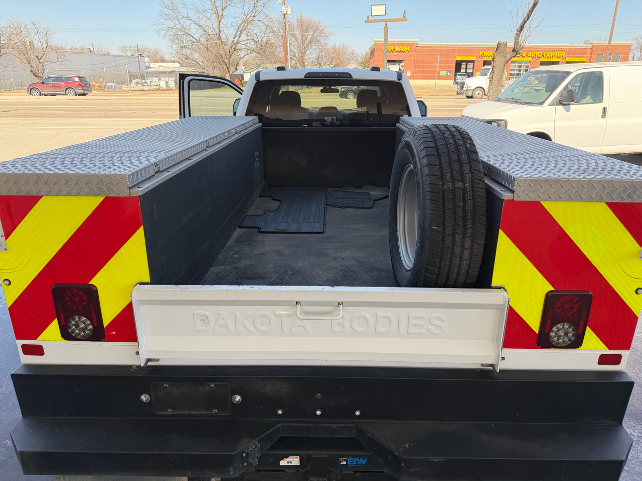 Ford F-350 SD XL Crew Cab Long Bed DRW 2WD 2021