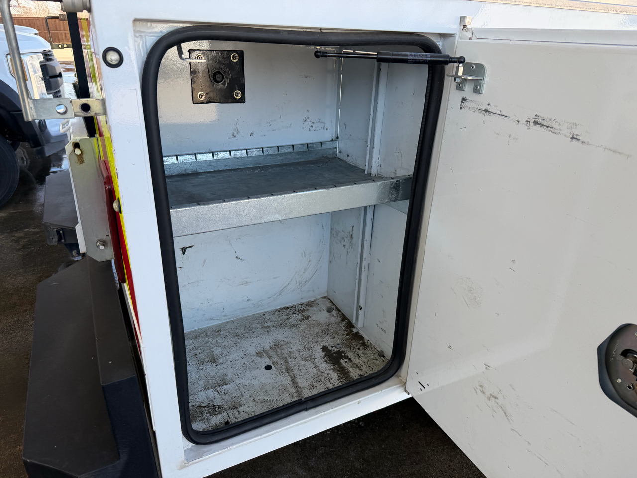 Ford F-350 SD XL Crew Cab Long Bed DRW 2WD 2021