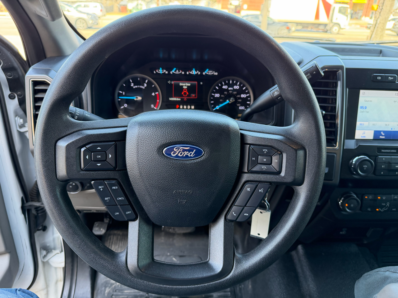 Ford F-350 SD XL Crew Cab Long Bed DRW 2WD 2021